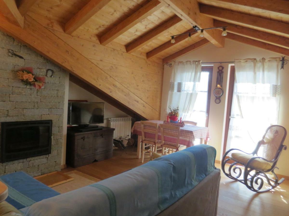 Borgo Alpino Chalet 4 阿帕里卡 外观 照片