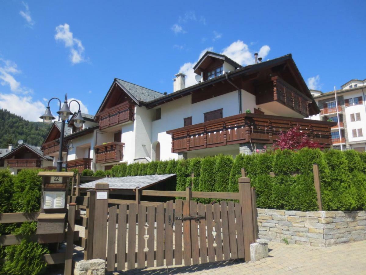 Borgo Alpino Chalet 4 阿帕里卡 外观 照片