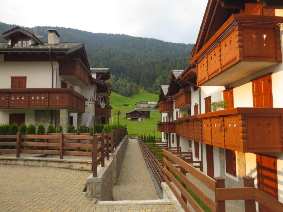 Borgo Alpino Chalet 4 阿帕里卡 外观 照片