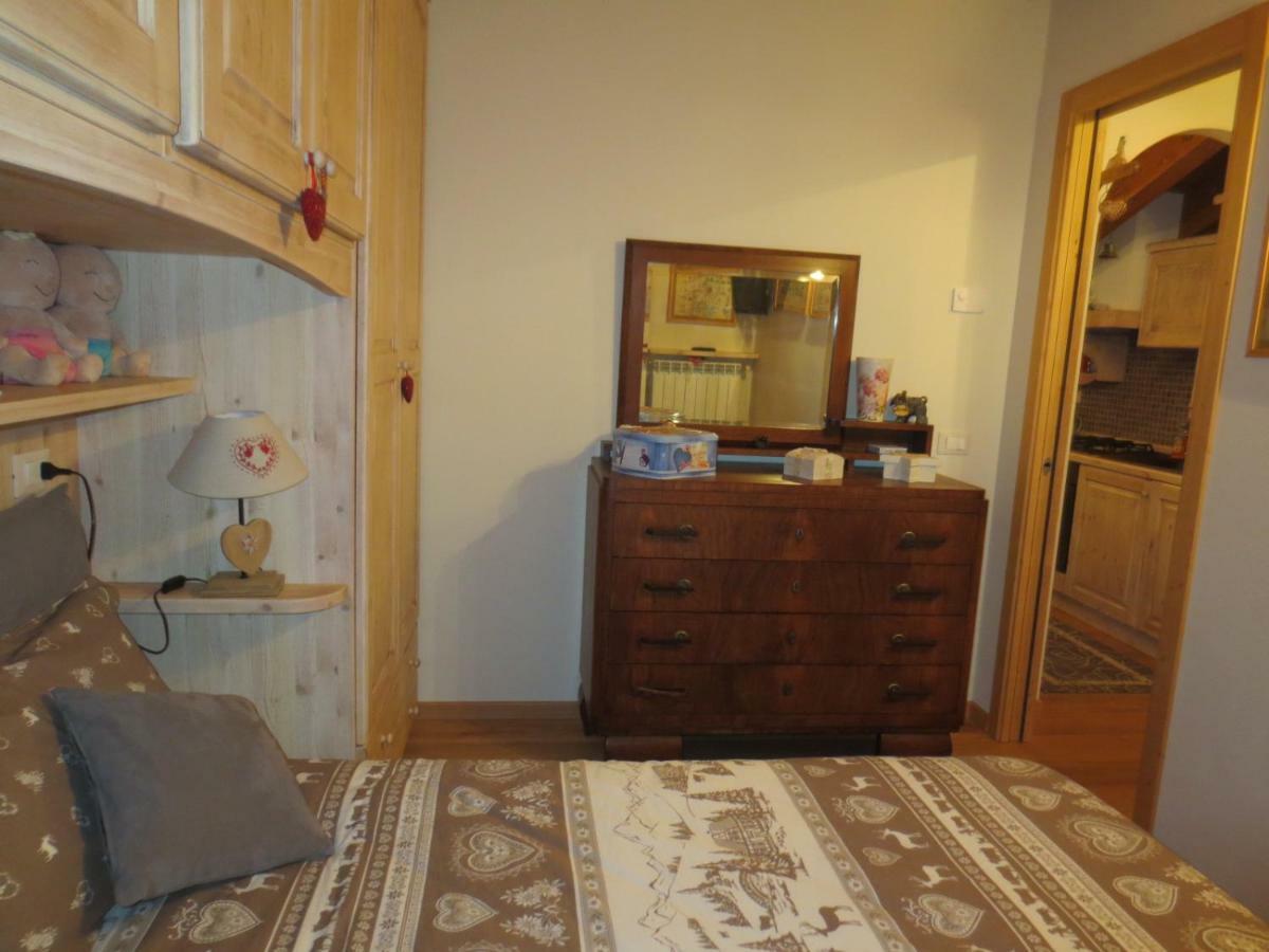 Borgo Alpino Chalet 4 阿帕里卡 外观 照片